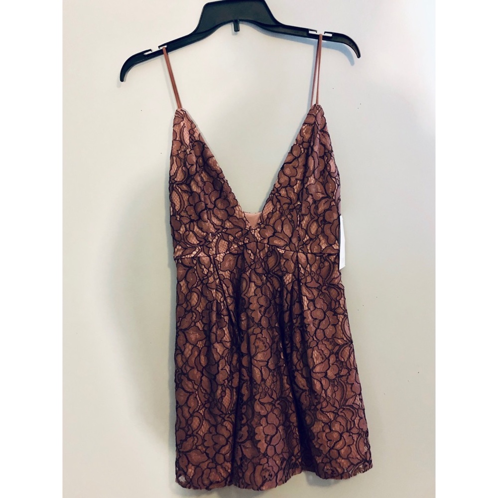 Beautiful Mini Skater Style Dress. Size: Small